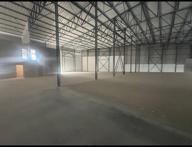 710M² WAREHOUSE TO LET IN BELLVILLE SOUTH